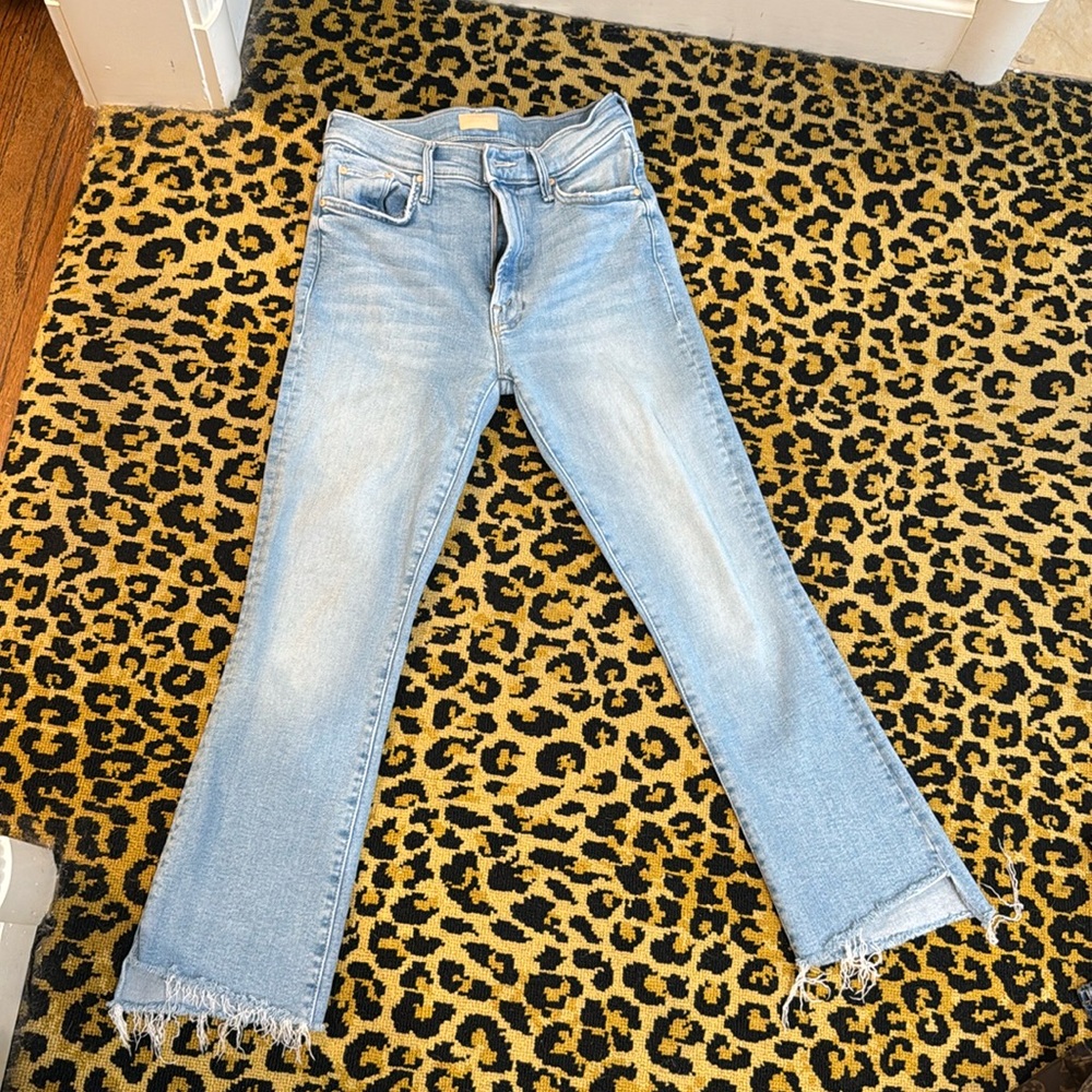 MOTHER JEANS SIZE 28
